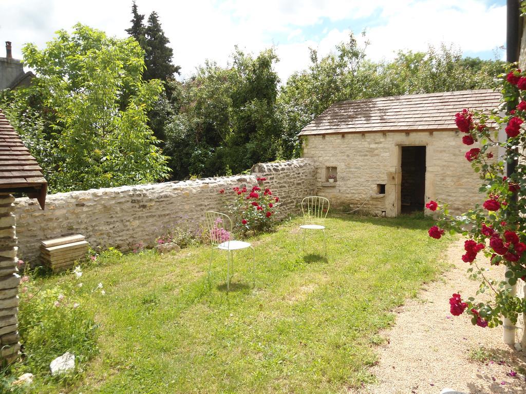 Villa Le Haut De Collonge Saint-Boil Exterior foto